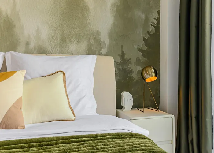 Evergreen Escape Coresi